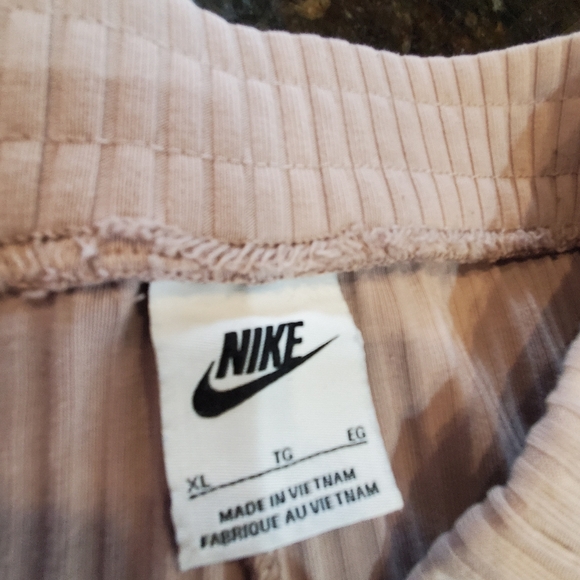 Nike Ribbed Pants - Picture 5 of 6